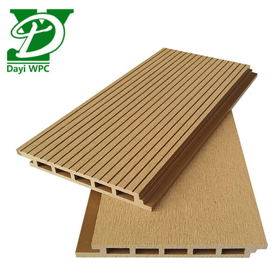 ألواح الجدار WPC الصديقة للبيئة ألواح الجدار WPC الخارجية 150 * 16mm